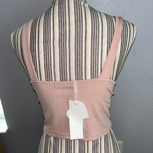 Blush Pink Ribbed Flattering Tank — FINAL SALE PRICE - Picture 4 of 5